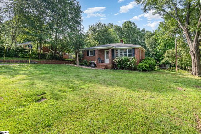 7 Edgewood Street, Liberty, SC 29657