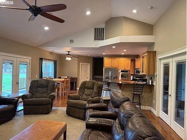 300 MATTIE K Ln, Roseburg, OR 97471