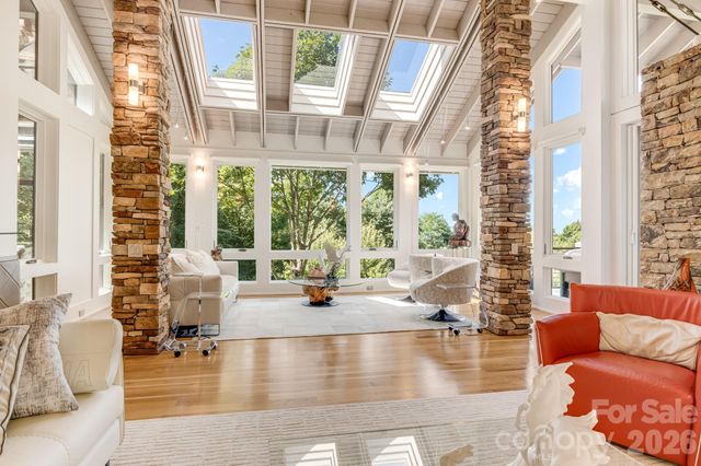 109 Cold Deck Way 151, Sylva, NC 28779