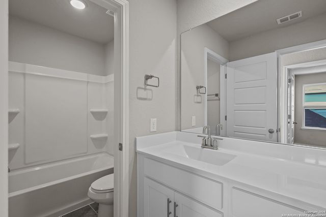 2543 Dry Moss Way, San Antonio, TX 78224