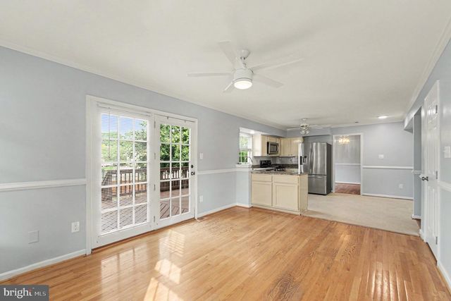 9 HUNTER TRL, Stafford, VA 22554