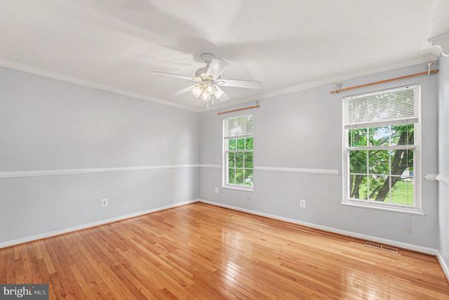 9 HUNTER TRL, Stafford, VA 22554