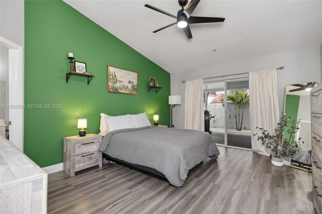 8864 NW 189th Ter, Hialeah, FL 33018