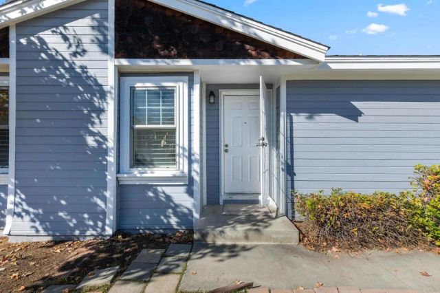 8373 Jackson Heights Court, El Cajon, CA 92021