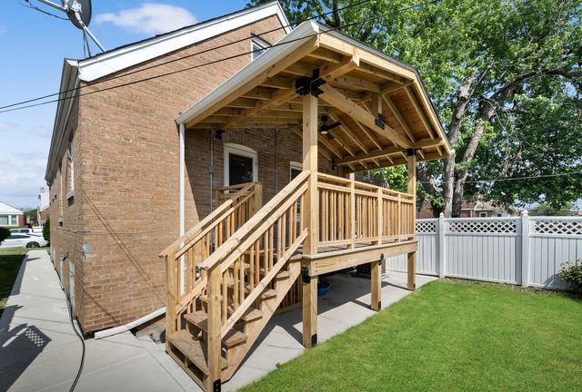 6805 S Kildare Avenue, Chicago, IL 60629