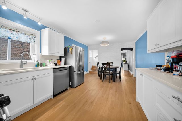 6805 S Kildare Avenue, Chicago, IL 60629