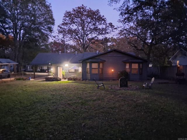 305 Glenora Avenue, Sherwood, AR 72120