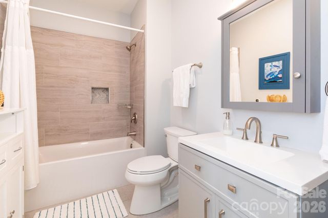 206 Padgettown Road, Black Mountain, NC 28711