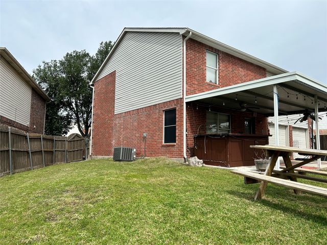 4360 Mesa Drive, Carrollton, TX 75010