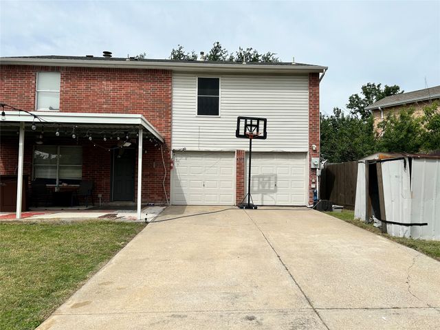 4360 Mesa Drive, Carrollton, TX 75010