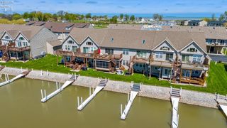 W 8928 Canada Goose Court, Oak Harbor, OH 43449