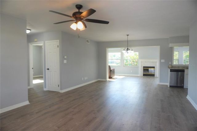6524 HILLSIDE AVENUE, Seminole, FL 33772