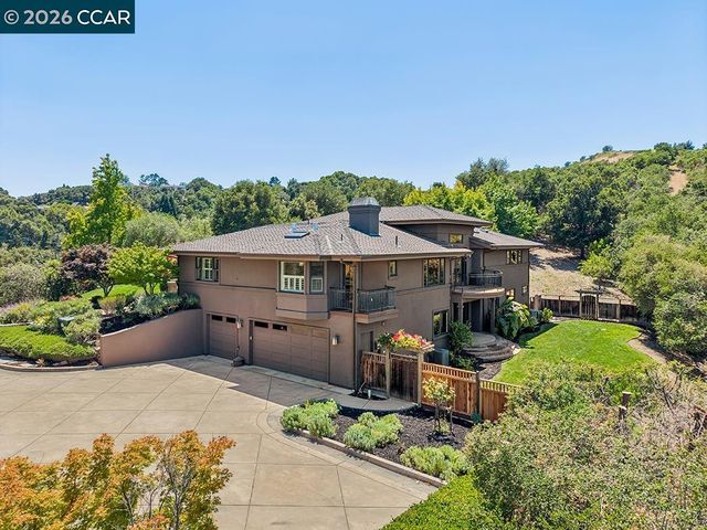 21 Nemea Ln, Lafayette, CA 94549