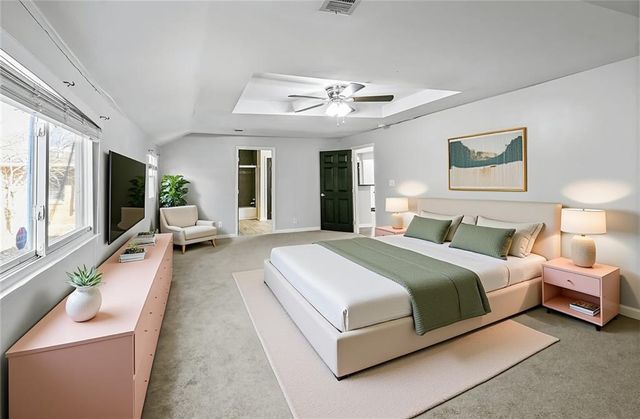 240 W Lake NW Drive, Atlanta, GA 30314