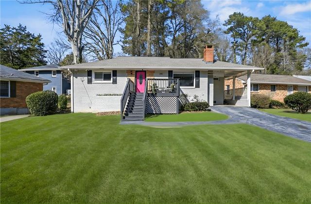 240 W Lake NW Drive, Atlanta, GA 30314