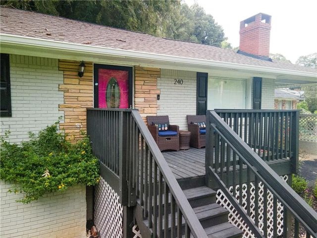 240 W Lake NW Drive, Atlanta, GA 30314