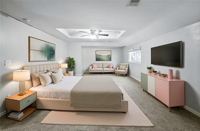 240 W Lake NW Drive, Atlanta, GA 30314