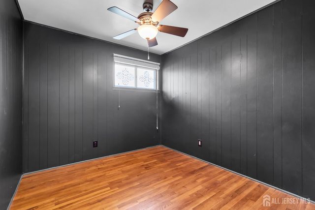 106 Kendall Drive, Sayreville, NJ 08859