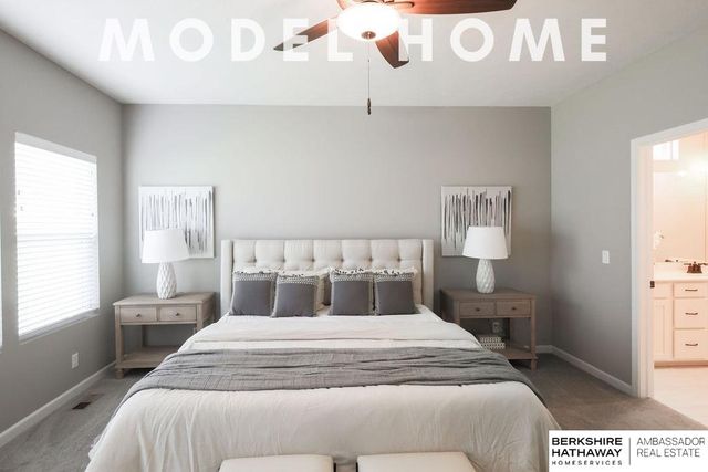 10522 S 113th Street, Papillion, NE 68046