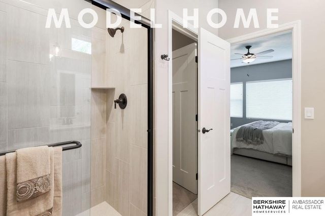 10522 S 113th Street, Papillion, NE 68046