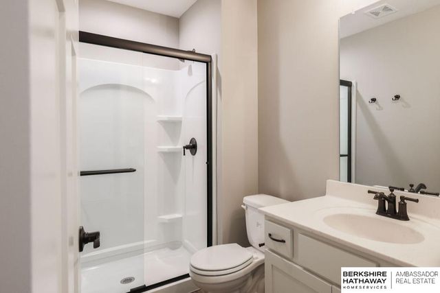 10522 S 113th Street, Papillion, NE 68046