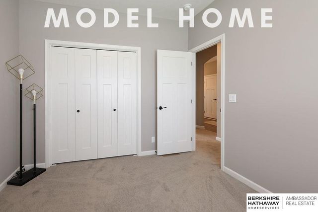 10522 S 113th Street, Papillion, NE 68046