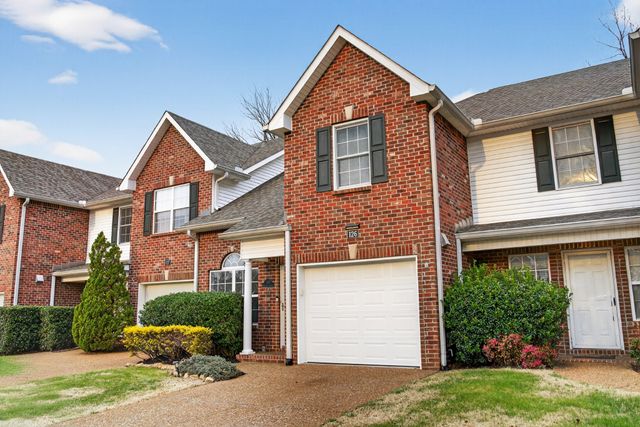 126 Noel Cove Circle, Hermitage, TN 37076