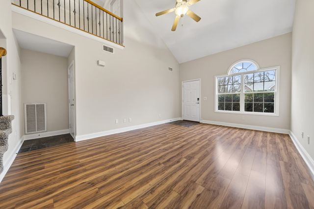 126 Noel Cove Circle, Hermitage, TN 37076