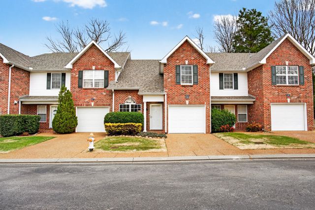 126 Noel Cove Circle, Hermitage, TN 37076