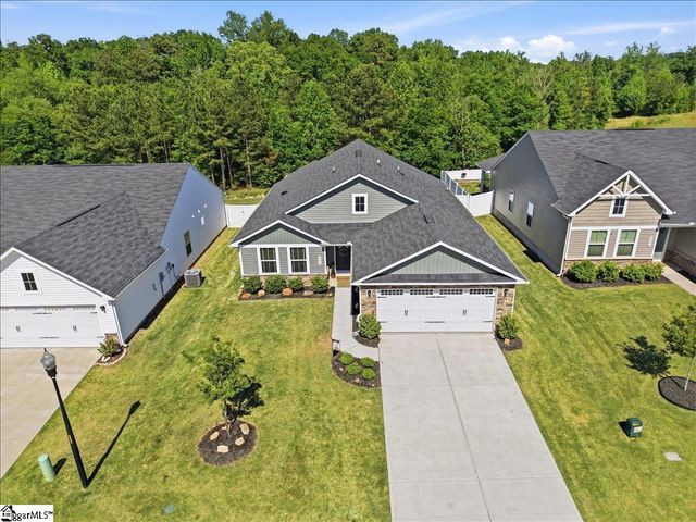 2250 Hemming Way, Boiling Springs, SC 29316