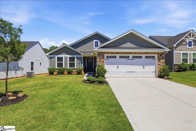 2250 Hemming Way, Boiling Springs, SC 29316