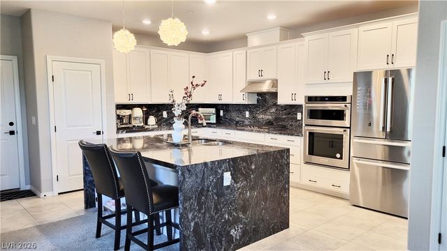 11593 Cedar Shore Avenue, Las Vegas, NV 89138