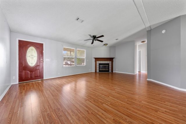 15807 Cypress Garden Drive, Tomball, TX 77377