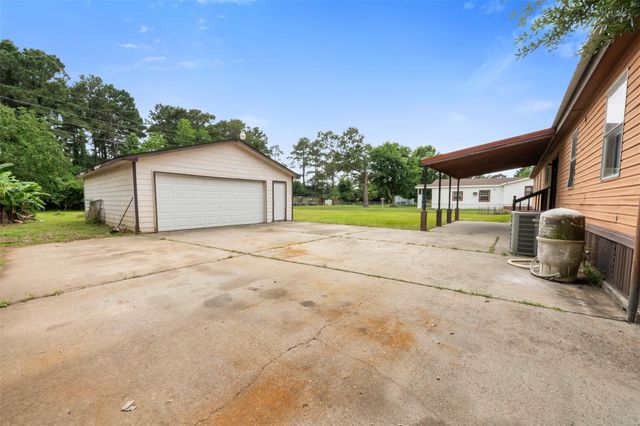15807 Cypress Garden Drive, Tomball, TX 77377
