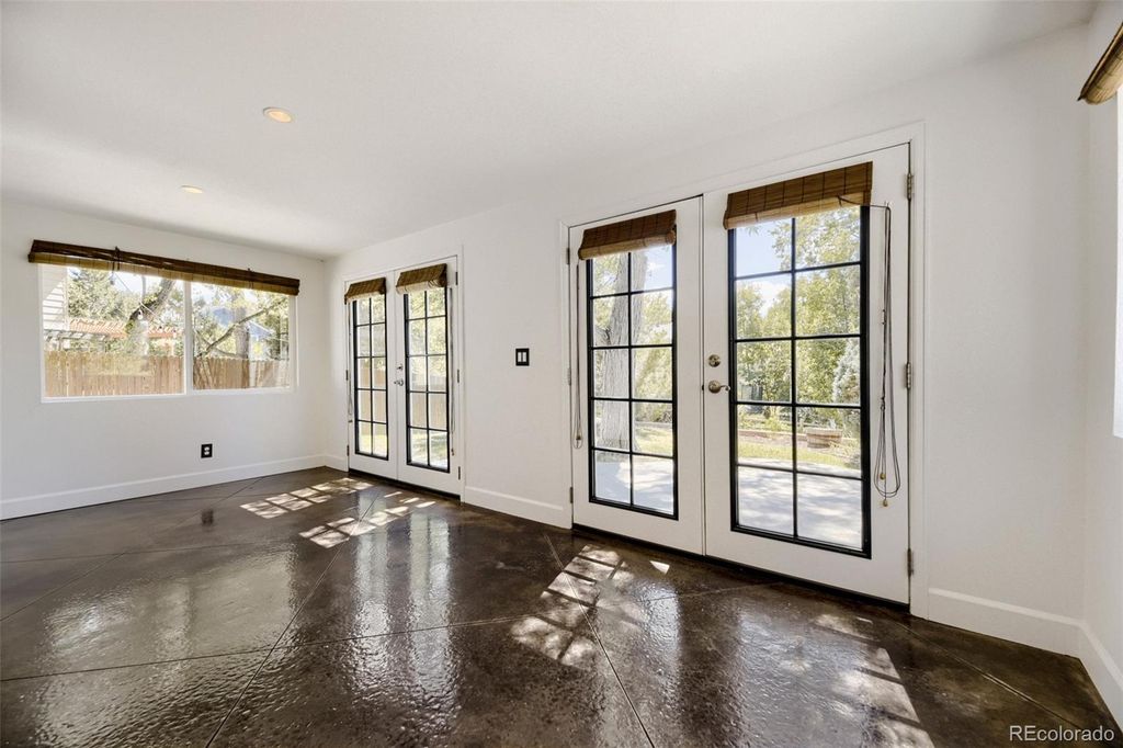Image 11 of property listing at 7855 S Wabash Court, Centennial, CO 80112