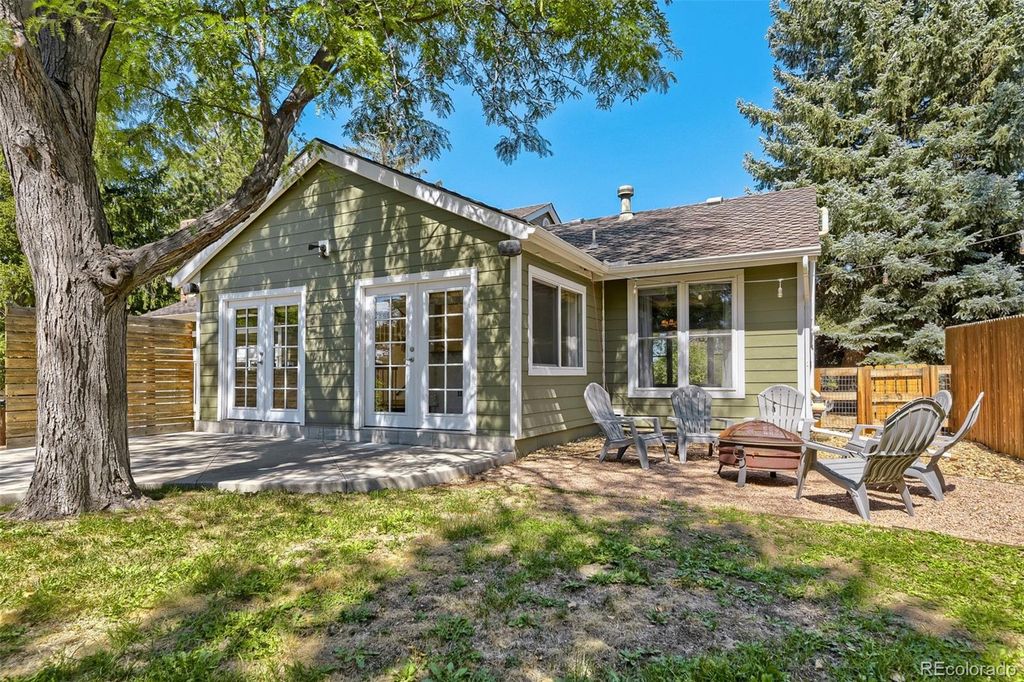 Image 24 of property listing at 7855 S Wabash Court, Centennial, CO 80112