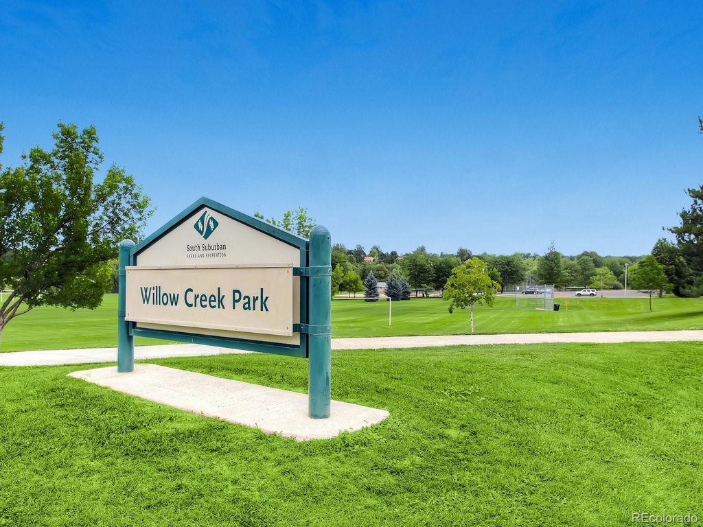 Image 32 of property listing at 7855 S Wabash Court, Centennial, CO 80112