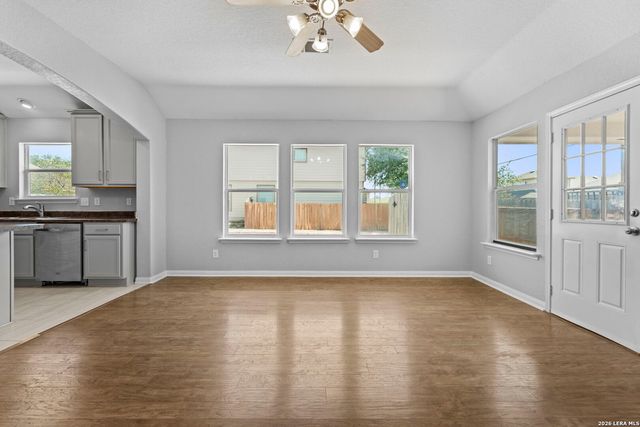 9718 SUN ML, San Antonio, TX 78254