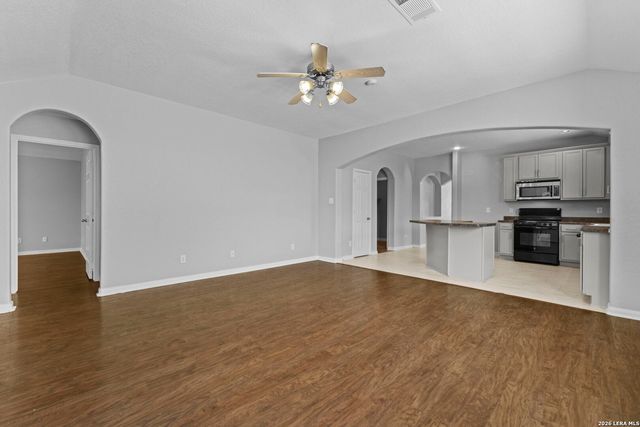 9718 SUN ML, San Antonio, TX 78254