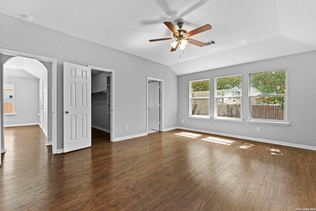 9718 SUN ML, San Antonio, TX 78254