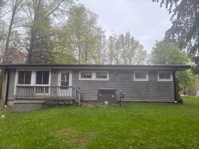 4845 W Lagoon Road, West Farmington, OH 44491
