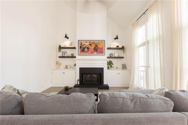 5685 Ashewoode Downs Drive, Alpharetta, GA 30005