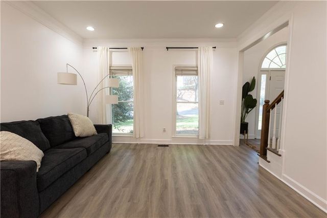 5685 Ashewoode Downs Drive, Alpharetta, GA 30005