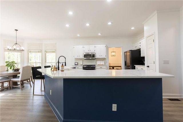 5685 Ashewoode Downs Drive, Alpharetta, GA 30005