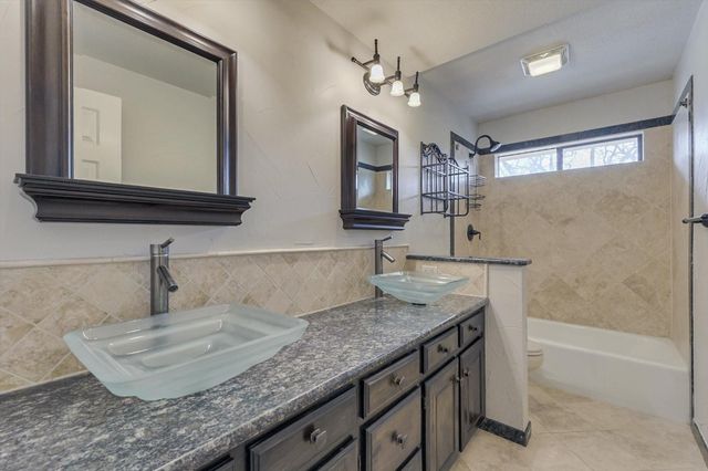 4 Whittier Court, Highland Village, TX 75077