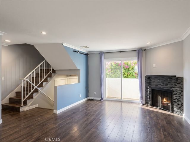 6950 Remmet Avenue 3, Canoga Park, CA 91303