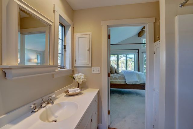 12 Roberts Road, Dover, NH 03820