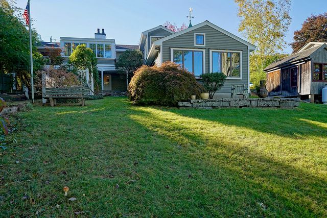 12 Roberts Road, Dover, NH 03820