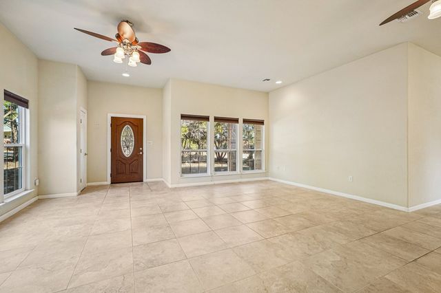 113 Pond Creek Lane, Hunt, TX 78024