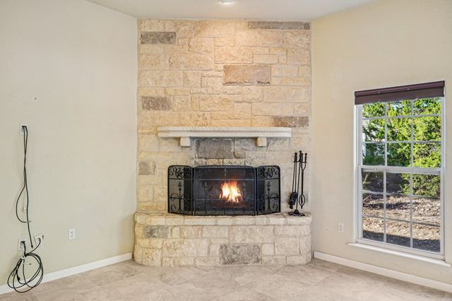 113 Pond Creek Lane, Hunt, TX 78024